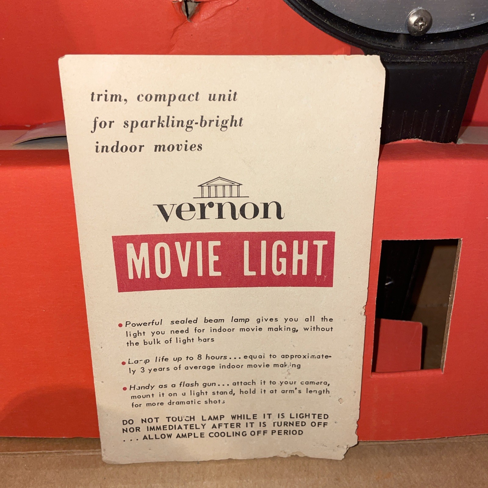 Vintage Vernon ML6 Movie Camera Light Tested