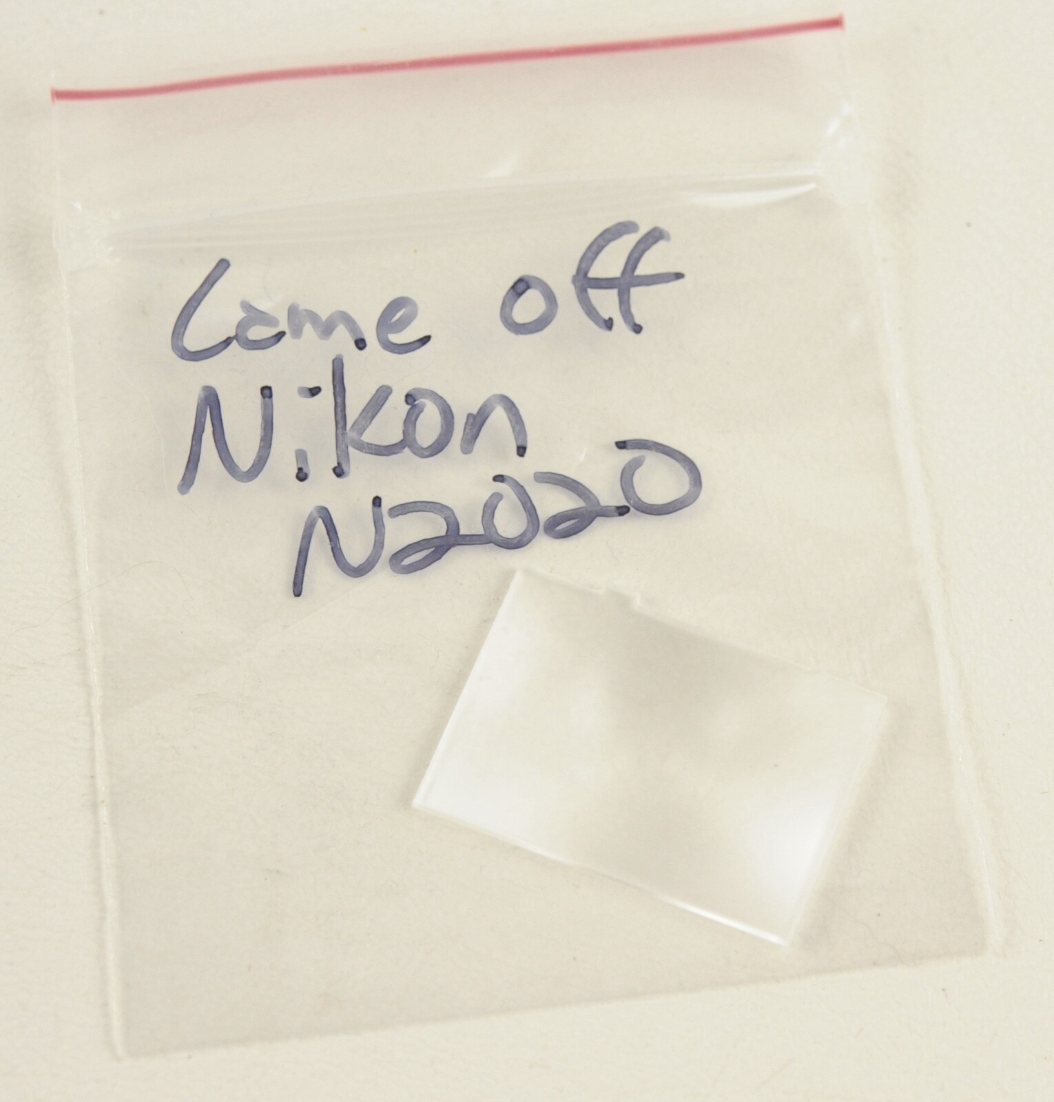 NIKON F-501/N2020 FOCUSING SCREEN – JAPAN