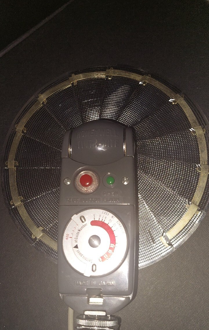Vintage Honeywell Tilt-A-Mite Camera Flash Unit Very Good Condition