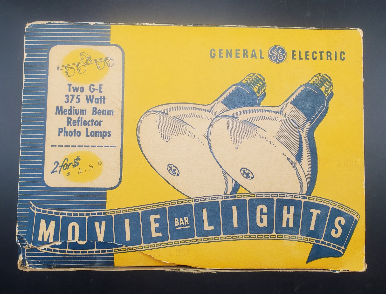 2 GE Vintage 375W Superflood Movie Photo Lamps Light Bulbs PH375/34R4 Working