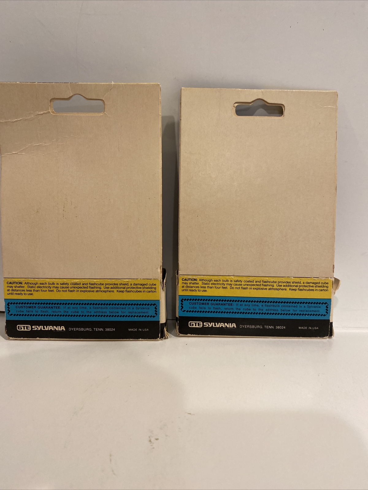 9 Sylvania BLUE DOT & Westinghouse Flash cubes. 36 total flashes Lot new￼