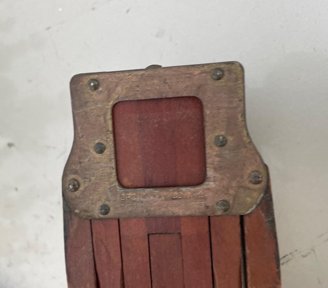 3 Eastman Kodak Folmer & Schwing crown tripod No 2