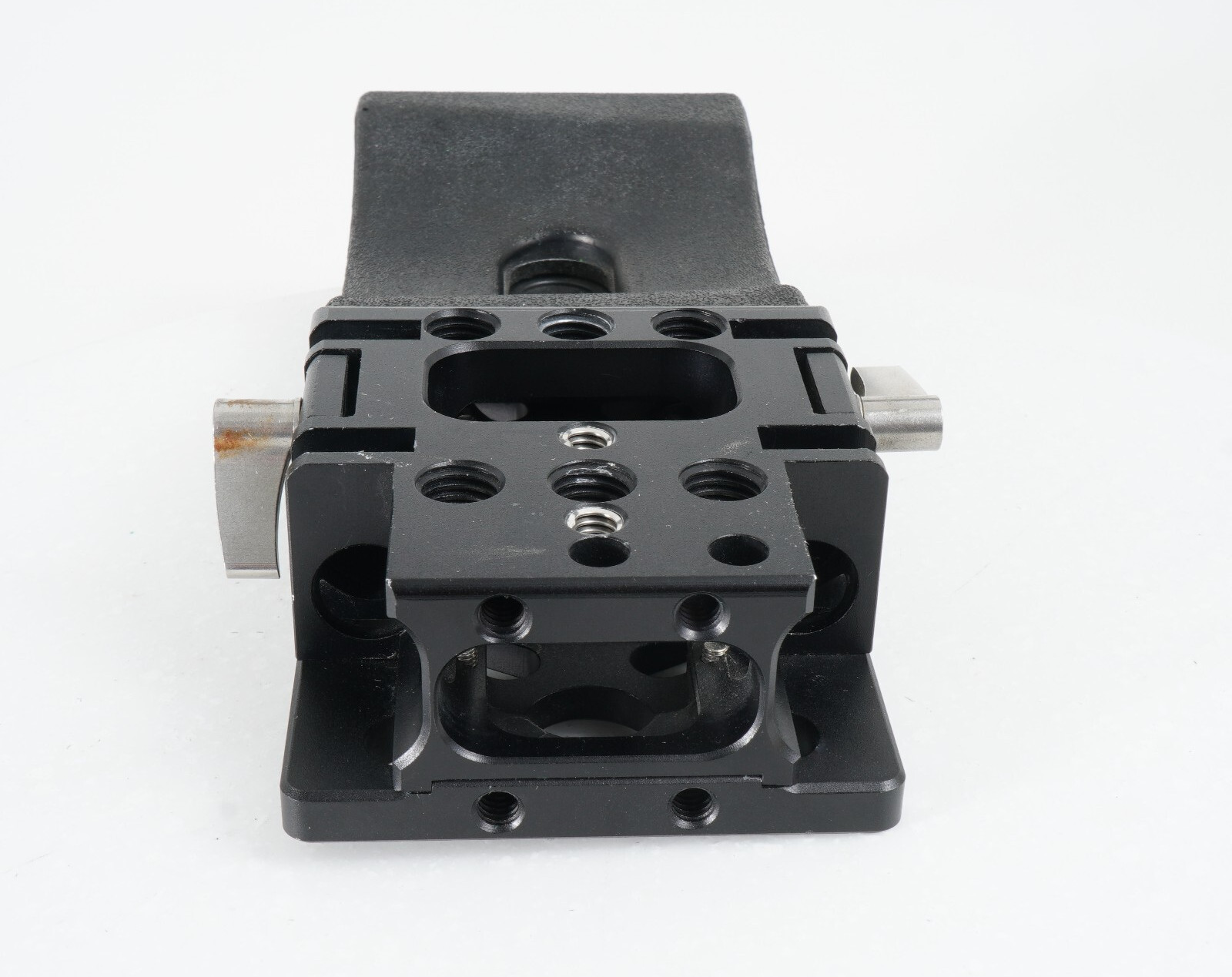 – MOVCAM MINI 15MM LIGHT WEIGHT SUPPORT FOR SONY PMWF3 CAMERA MFR #303-1106-USED
