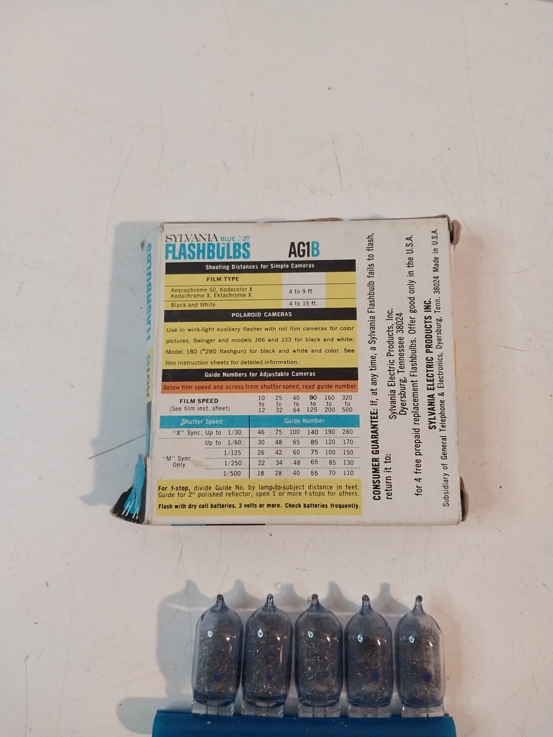 Vintage Sylvania AG1B Flashbulbs Blue Dot 10 Bulbs In Pack