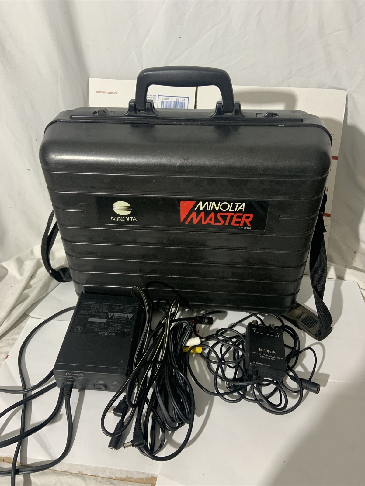 minolta cs-3300s Hard Case And Viedo/power Cables And Box