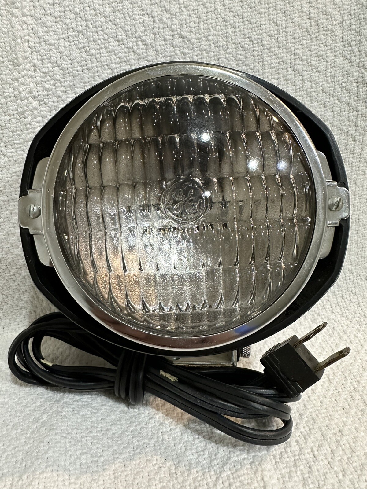 *** Vintage Top Mount Cameralite Light for Super 8 cameras – Extremely Bright