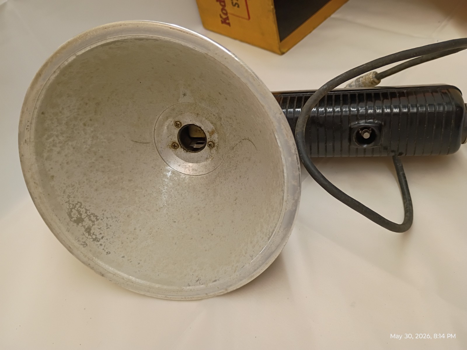 Vintage ’50’s Kodak Standard Flasholder Lumaclad Reflector In Box – NOT TESTED