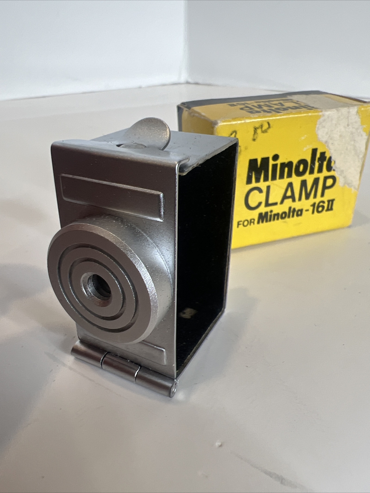 Genuine Minolta Accessory Tripod Shoe Clamp for Minolta 16 P, EE & EE II -Japan