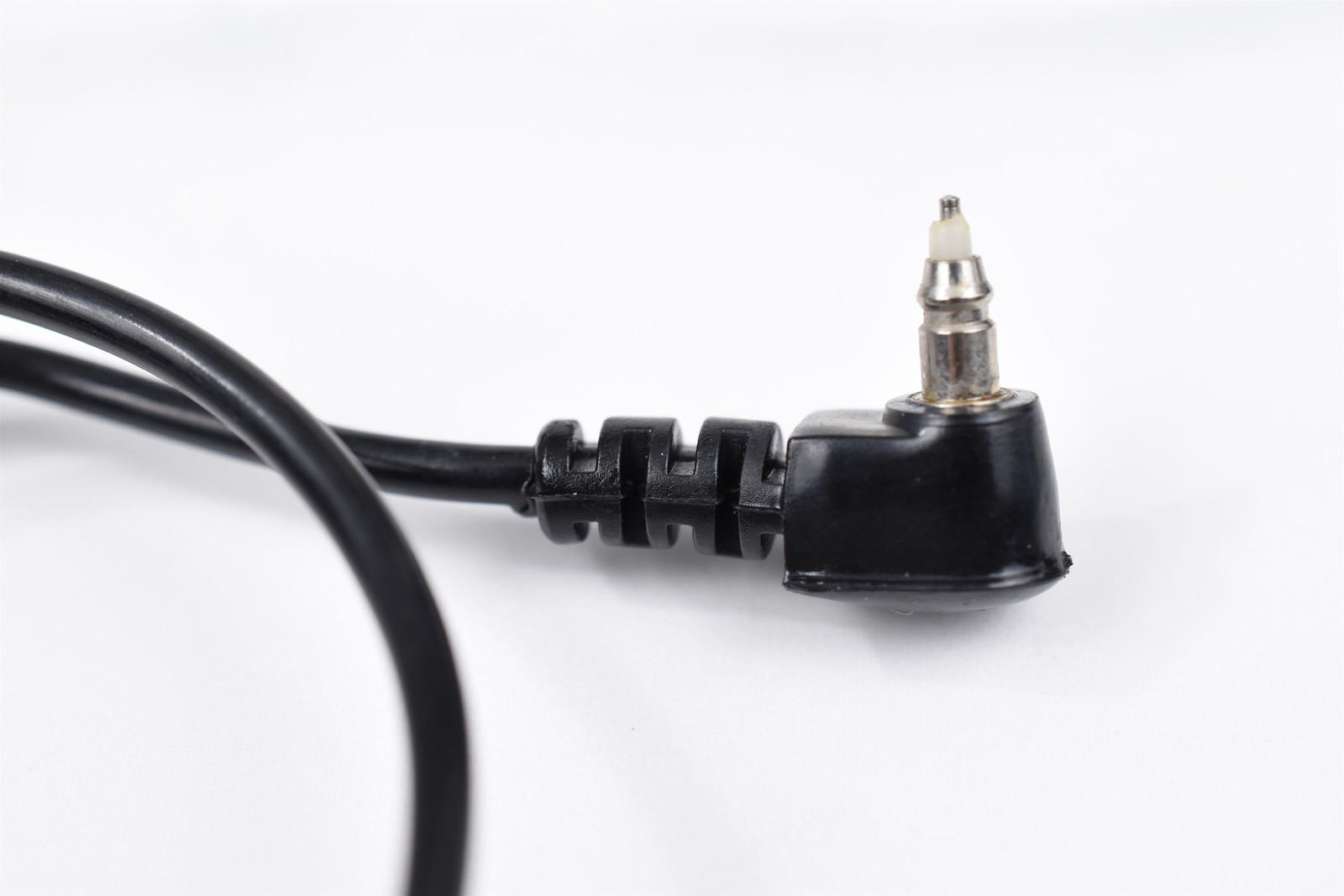 Right-Angle 2.5mm to DC Barrel Female Adapter Cable 12in Works