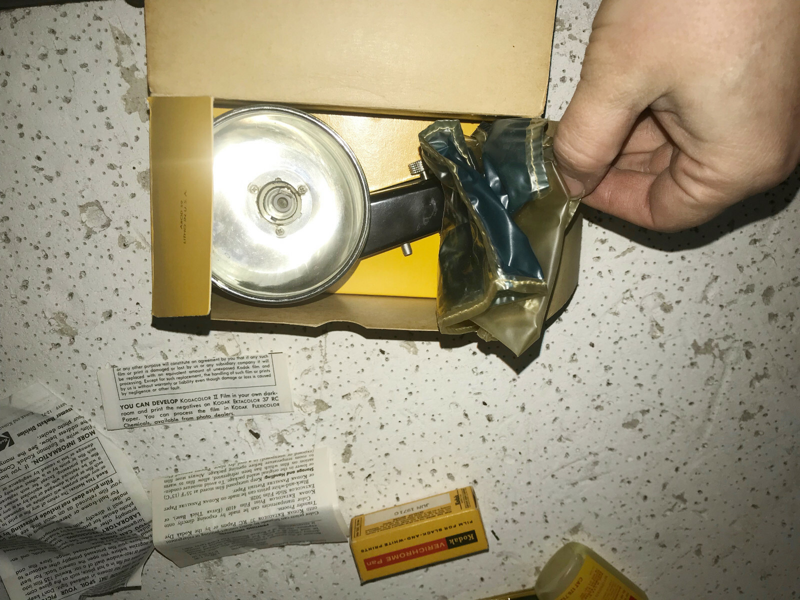 Vintage KODAK Camera Accessories Midget Flasholder Lens Cleaner ++ FREE SHIPPING