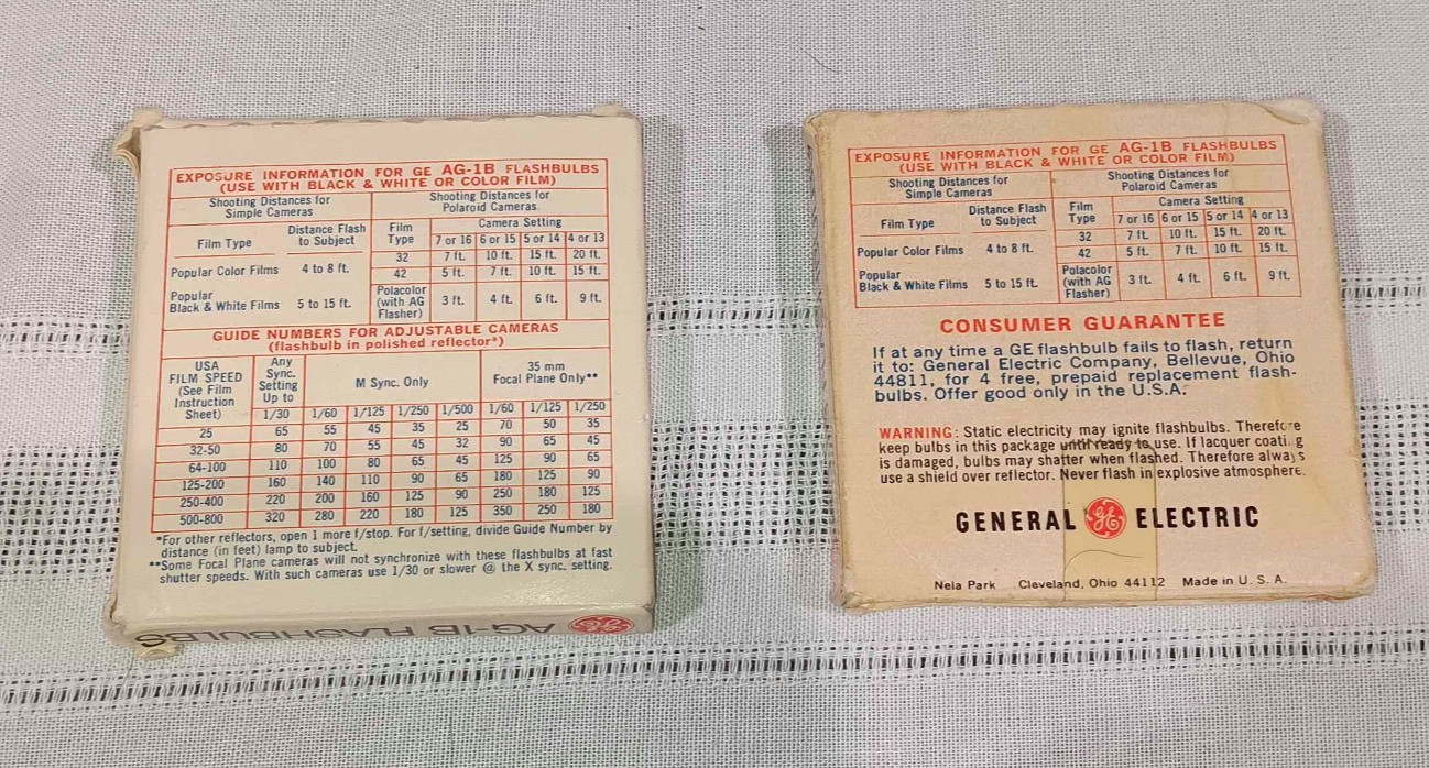 Lot Of 18 General Electric GE AG-1B Flash Bulbs