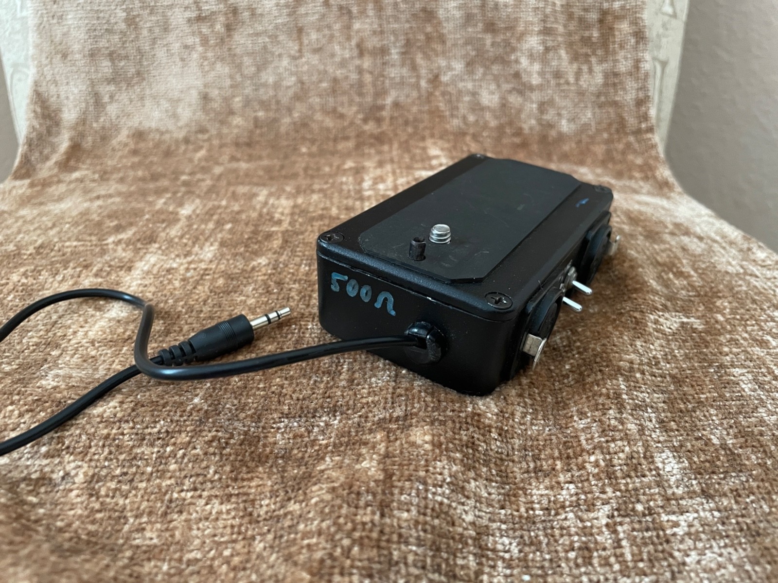 2 Channel audio mixer with Mic/Line XLR, inputs & 1/8″ Stereo output/Video Cam