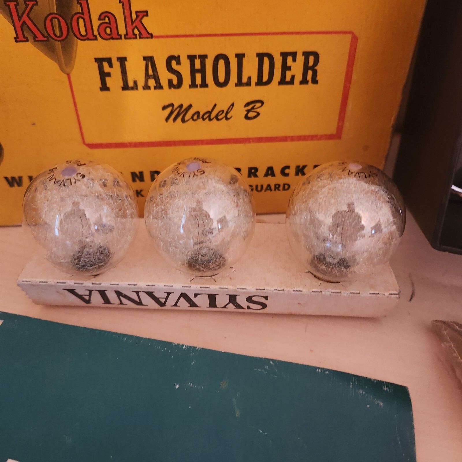 Vintage Kodak Camera Flasholder Model B WITH 2 FLASHGUARD AND BULBS
