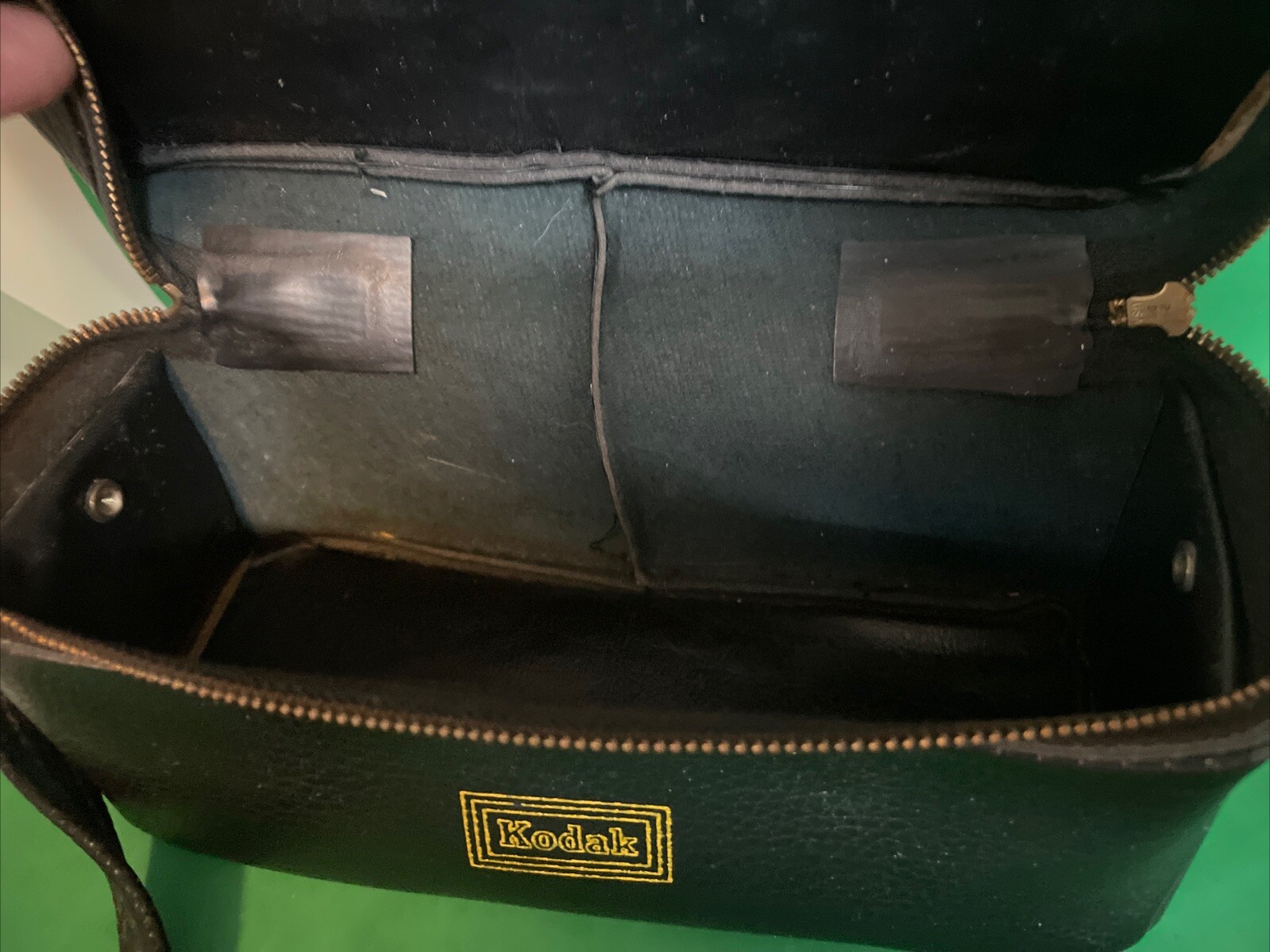 Vintage Kodak Black Camera Flash Lens Accessory Zippered Storage Carry Bag Case