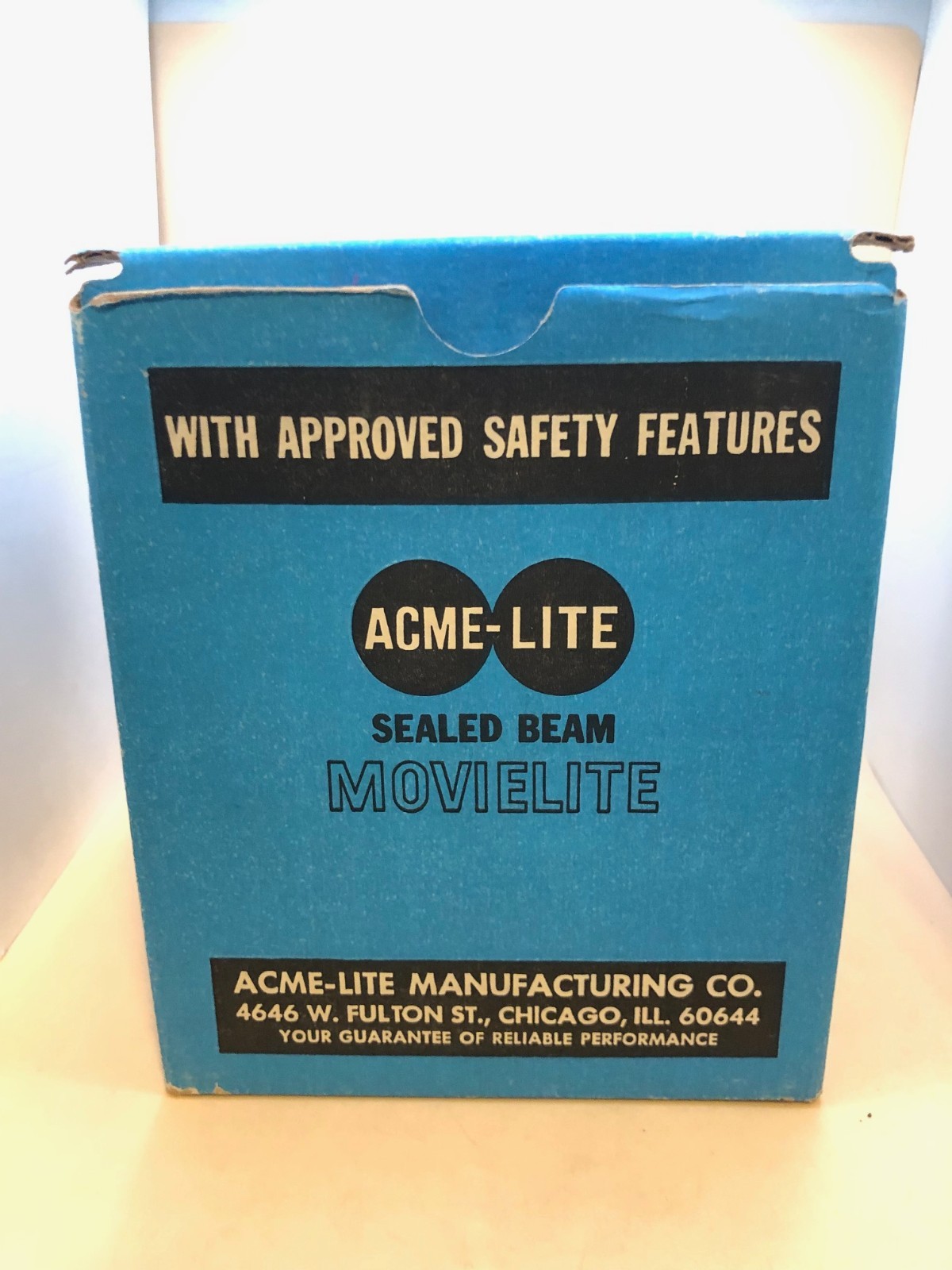 Vintage Acme Lite Sealed Beam Movielite Model 96 Fits Super 8 Cameras 250 Watts