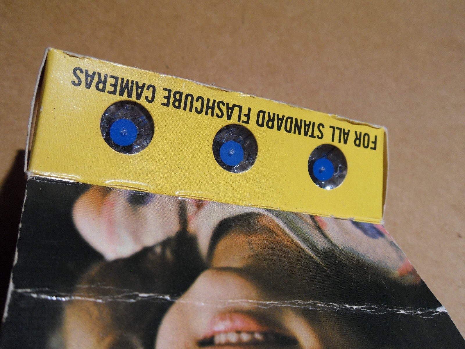 Sylvania Blue Dot Flashcubes Camera Flash Cubes 3 Pack 12 Flashes NEW OLD STOCK