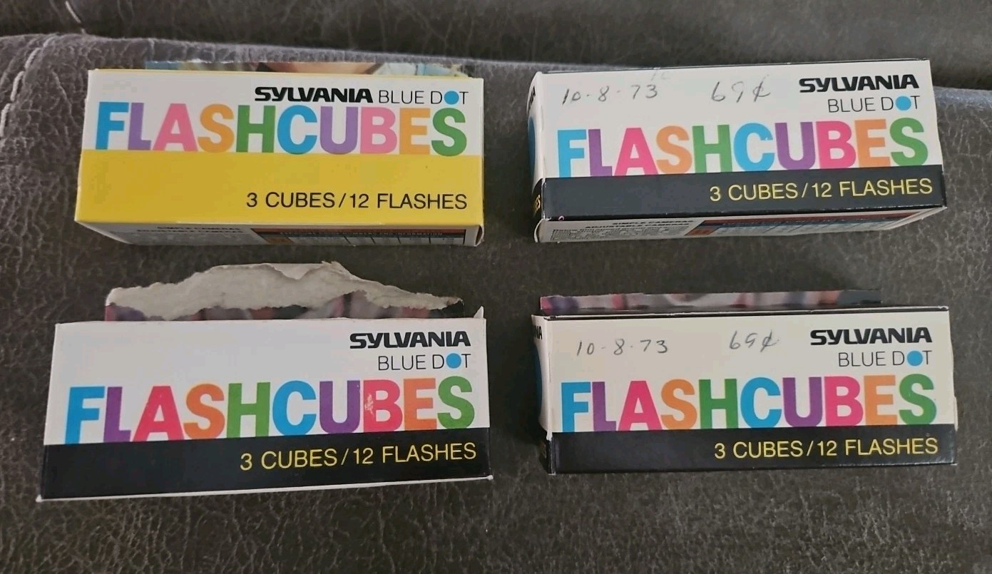 VINTAGE Sylvania Flash Cubes Blue Dot Pack of 3 4 Boxes 48 Flashes New Lot #1