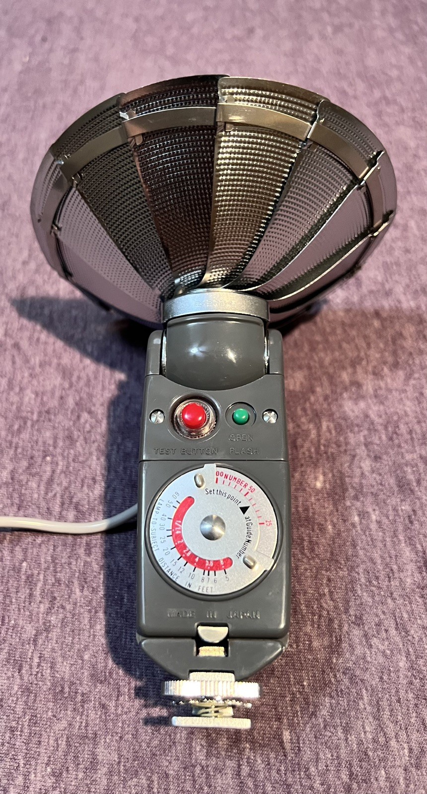 Honeywell Tilt-A-Mite Flash Unit Collapsible Fan Style Vintage Camera Pentax