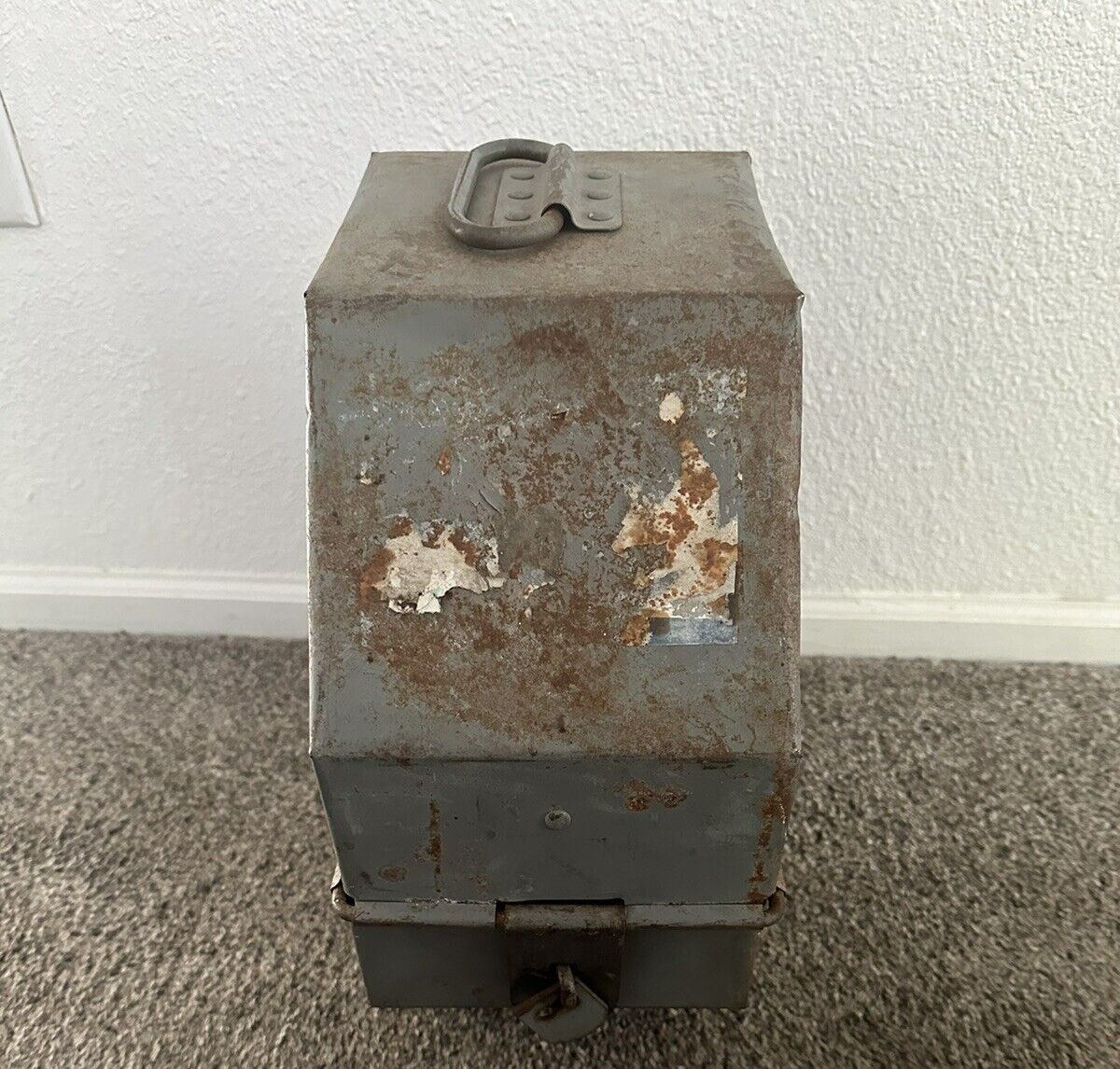 Goldberg Bros DENVER, CO. Film Reel Shipping Container Theater MOVIE Hollywood