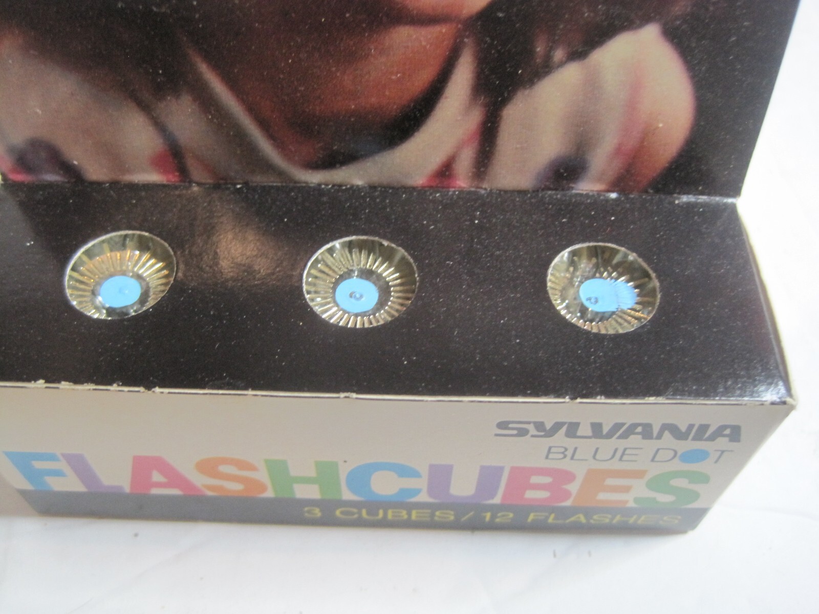 Sylvania Blue Dot MAGICUBES Camera Flash Cubes 3-Pack 12 Flashes