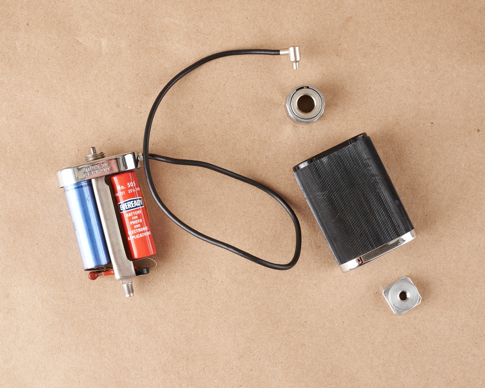 2 Vintage Agfa shoe mount bulb flash units w/reflectors, Flash Gun KL & Agfalux