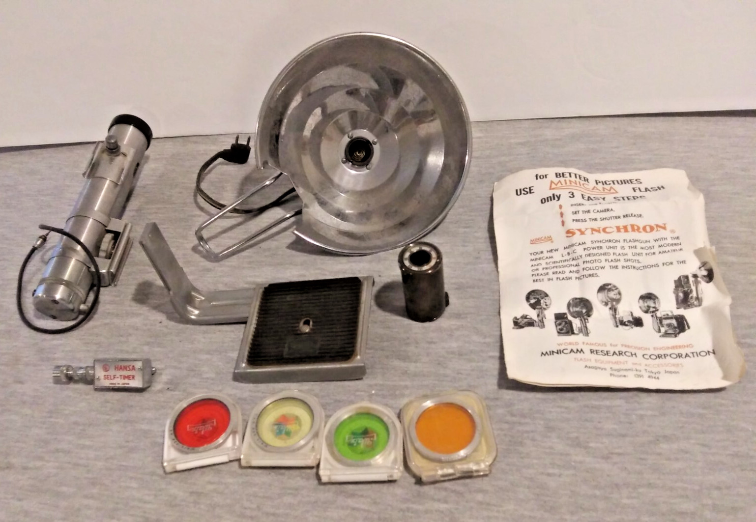 Vintage MINICAM Flash Bulb Equipment from 1950s Japan with bag