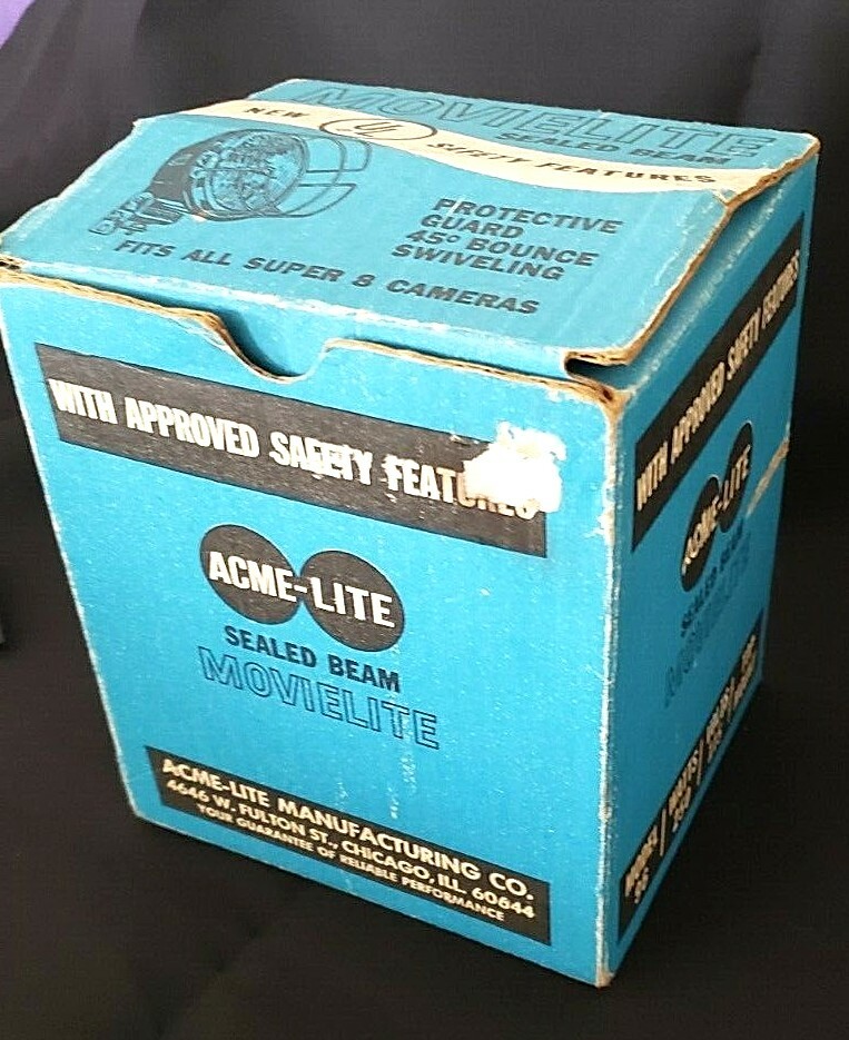 Vintage Acme Lite Sealed Beam Movielite Model Fits Super 8 Cameras 250 Watts B7