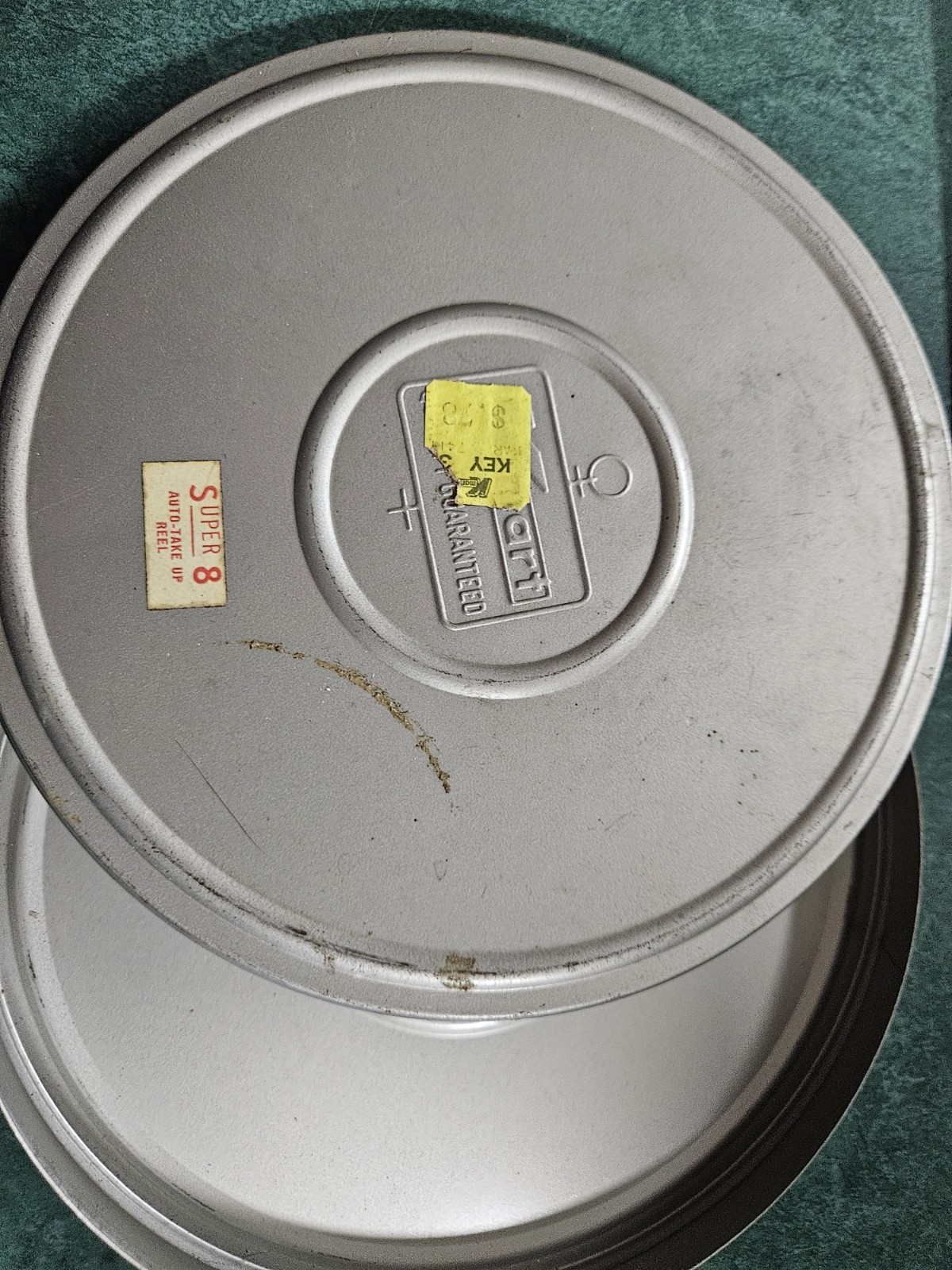 Lot Of Empty 8mm film reels and cases, 7″ and 5″ Vintage