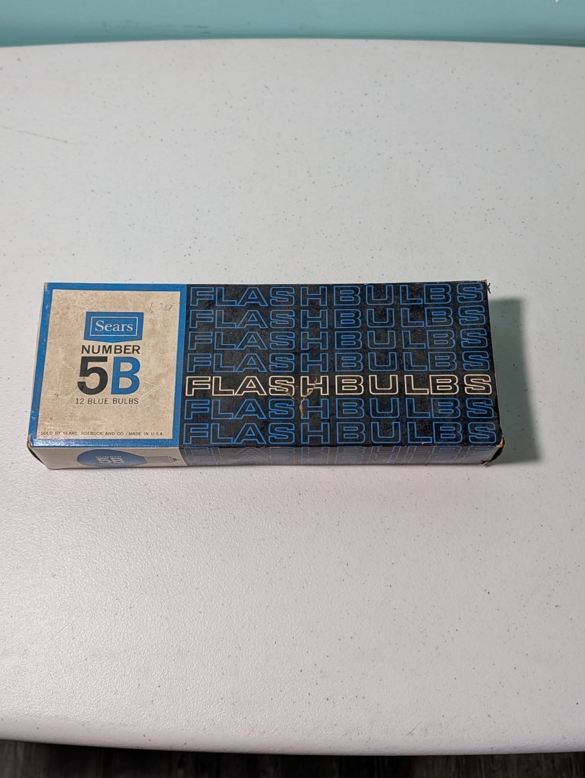 Sears #5B 12 Blue Bulbs Box of 12 Flash Bulbs Vintage