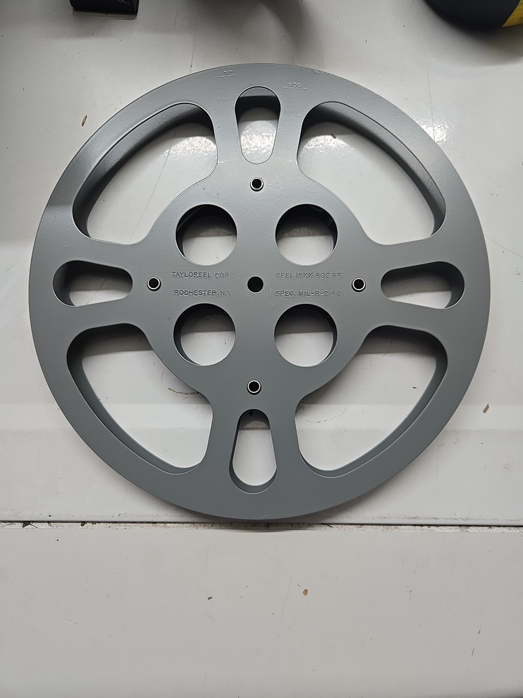 TaylorReel Corp Reel NO FILM 16mm 600 Ft