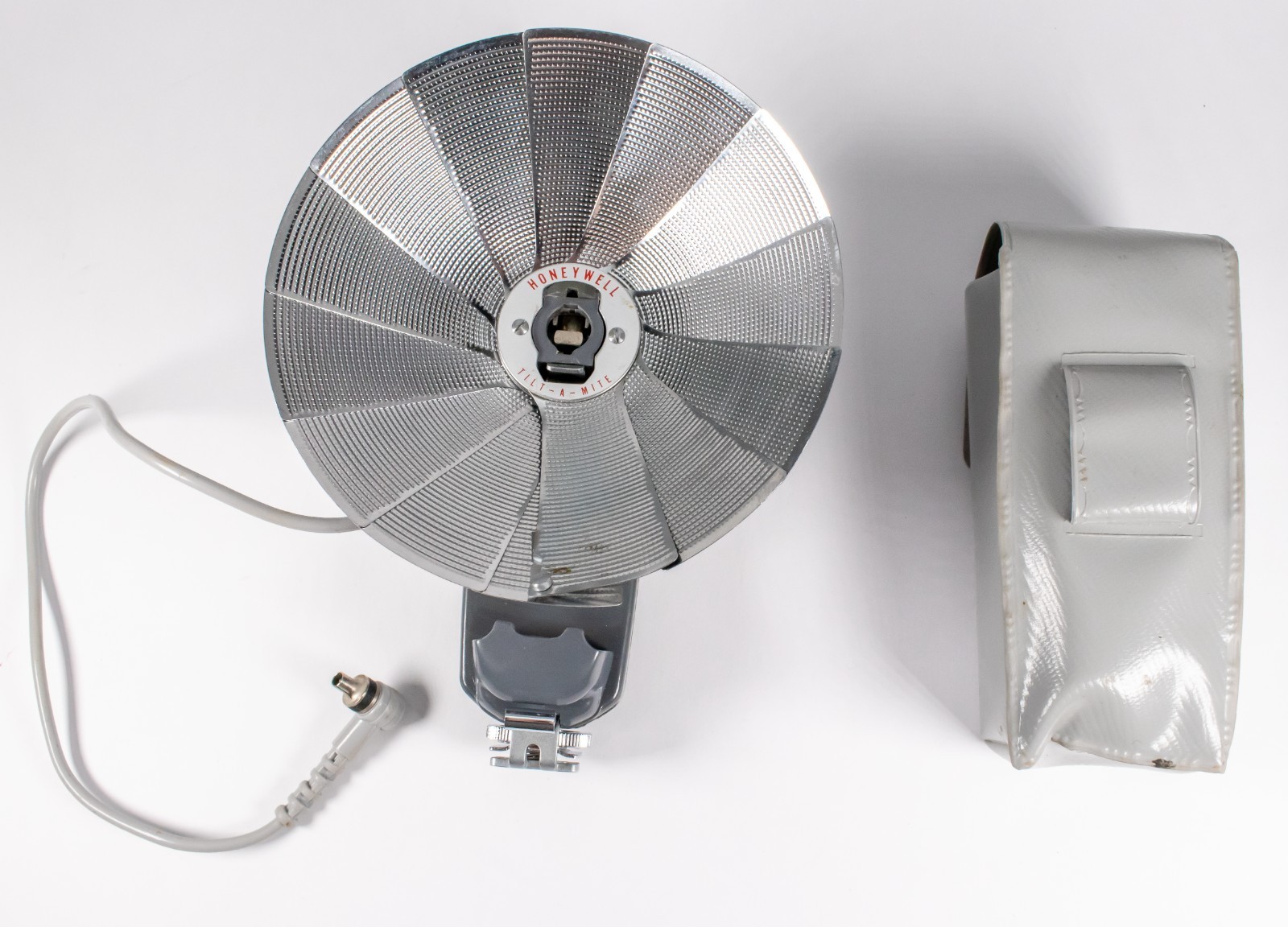 Vintage Camera Equipment Honeywell Tilt-A-Mite Camera Flash Unit Collapsible Fan