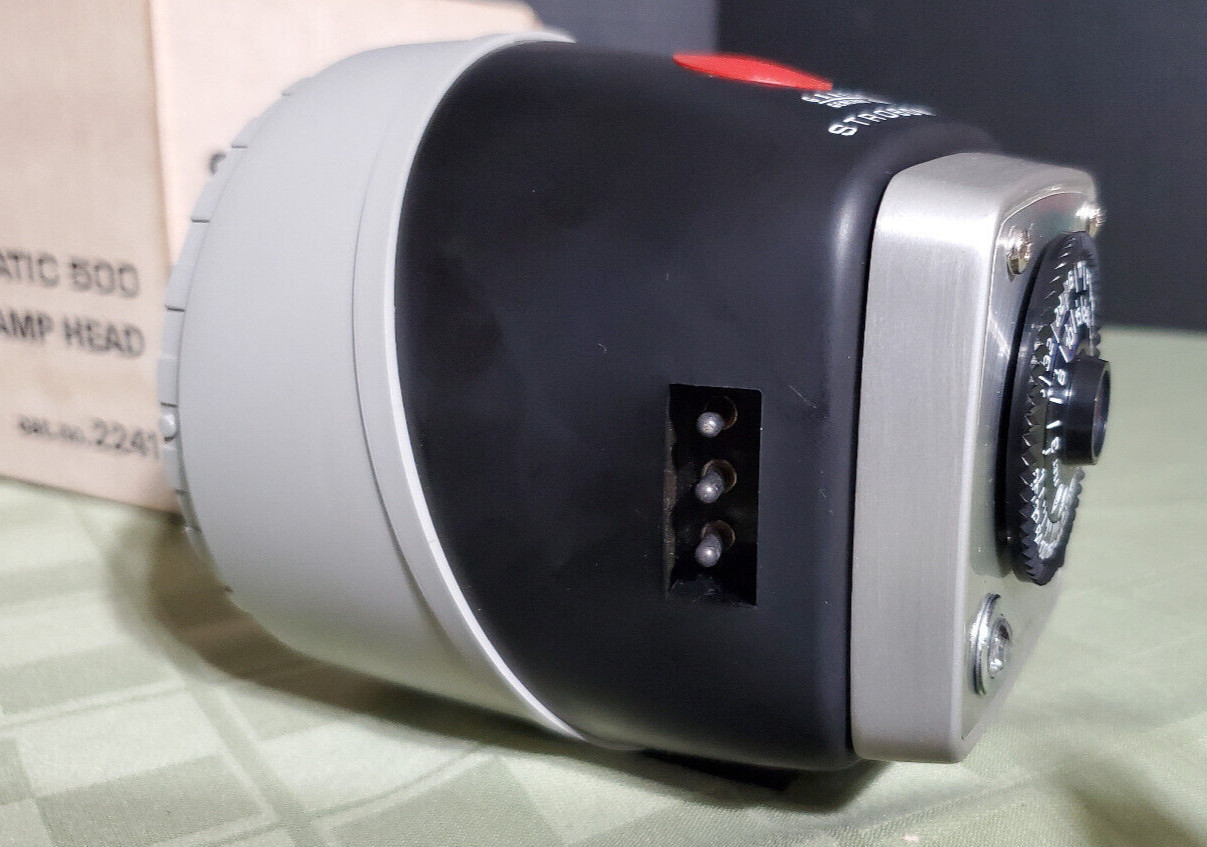 Graflex Strobomatic 500 Lamp Head – Vintage – cat. # 2241 with original box