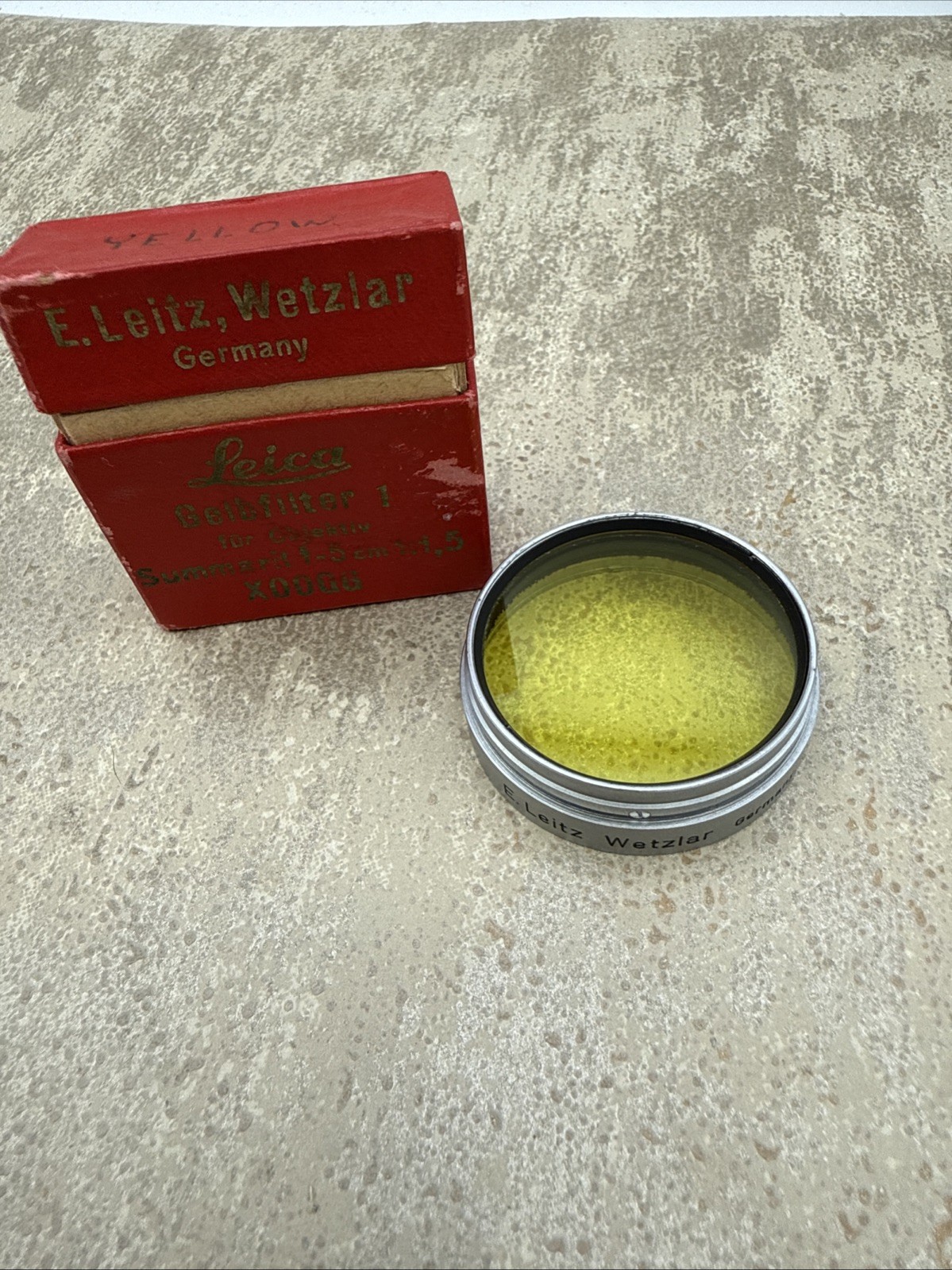 Ernst Leitz Leica Gelbfilter 1 Yellow Camera Filter Model XOOQG Wetzlar Germany