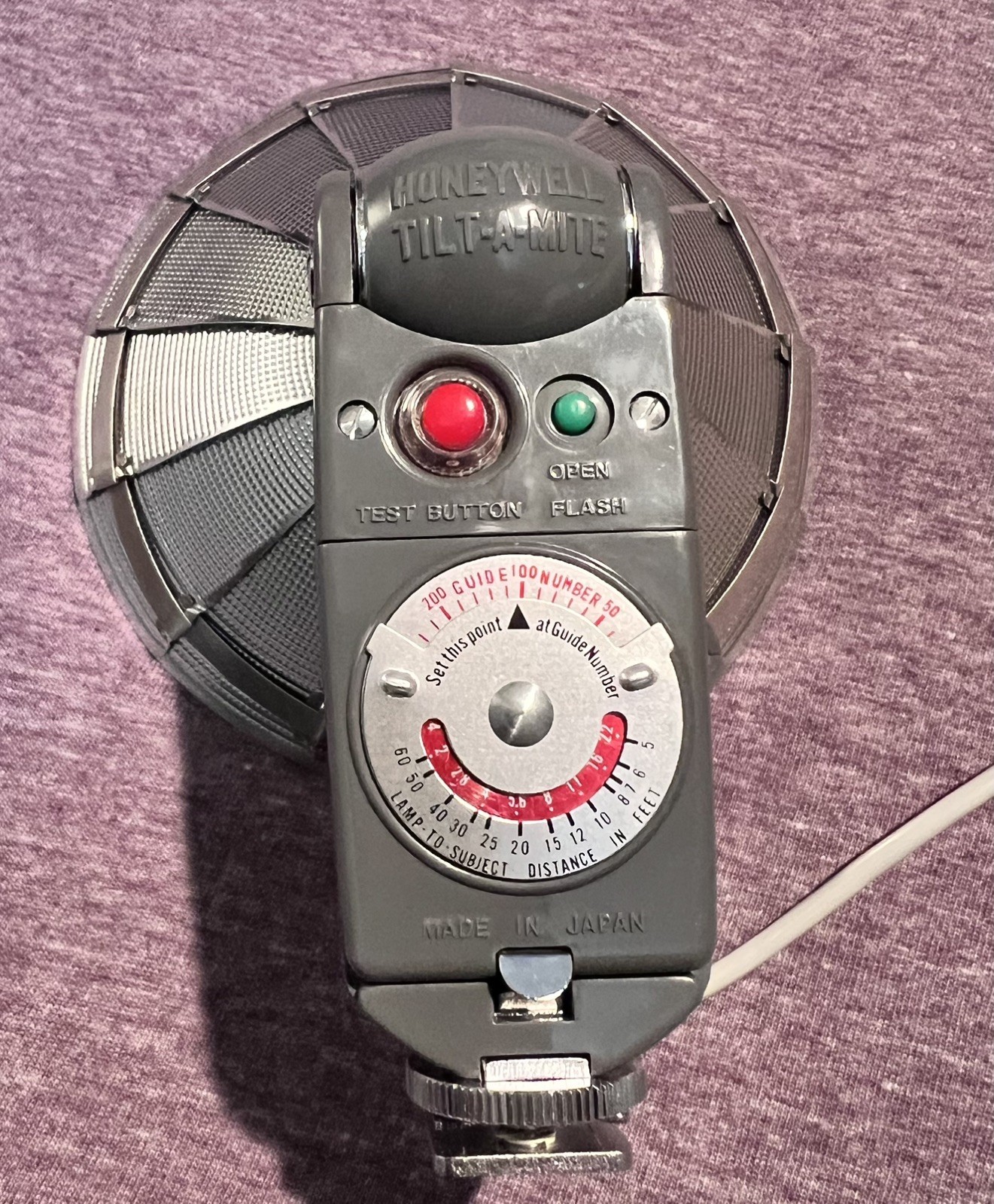 Honeywell Tilt-A-Mite Flash Unit Collapsible Fan Style Vintage Camera Pentax