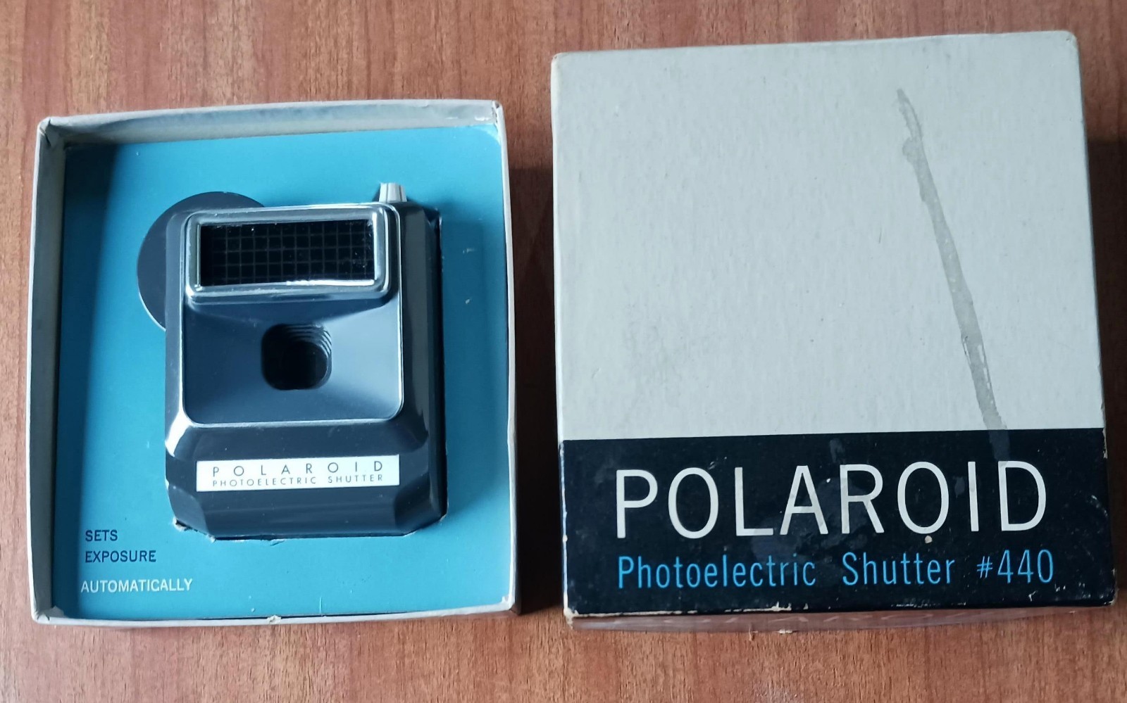 Vintage Polaroid Photoelectric Shutter #440 in original box Untested