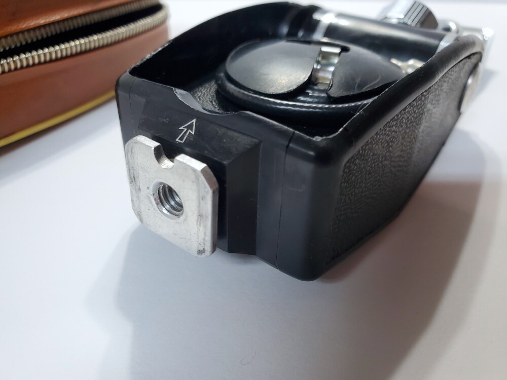 Vintage AGFALUX Flash with Case 35mm Camera Equipment Made in Germany ~ Untested
