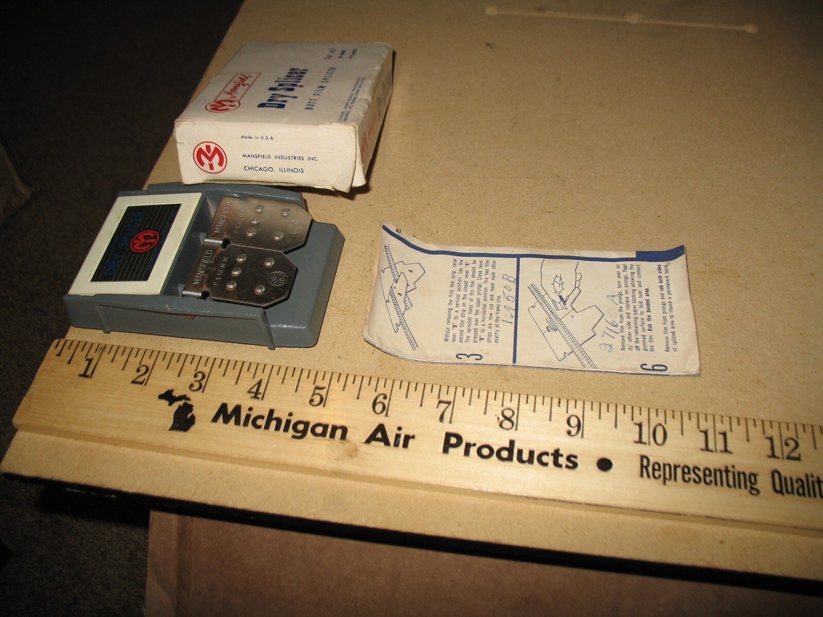 VTG MANSFIELD DRY SPLICER BUTT FILM SPLICER FOR ALL 8mm FILMS LIGHTLY USED