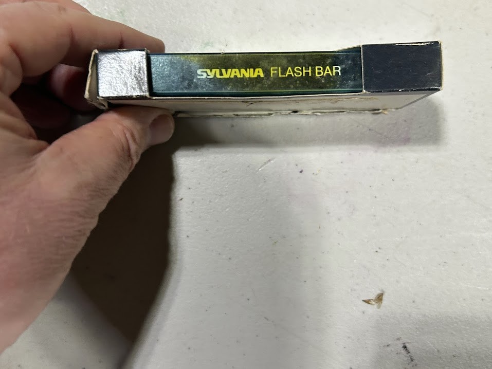 Sylvania Flash Bar