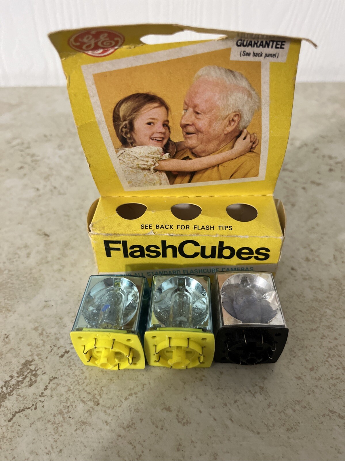 GE Flash Cubes New Old Stock 2 Cubes And Sylvania Blue Dot