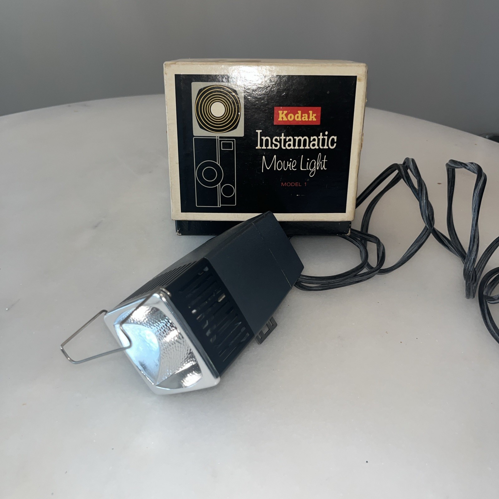 Kodak Instamatic Movie Light Model 1 w/ Bulb Vintage USA. Super Bright!