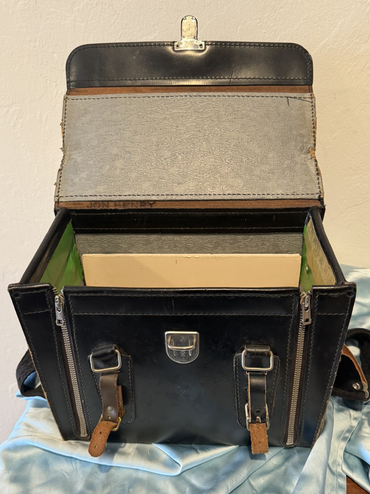 Vintage Coast Camera Case Black Genuine Cowhide Leather