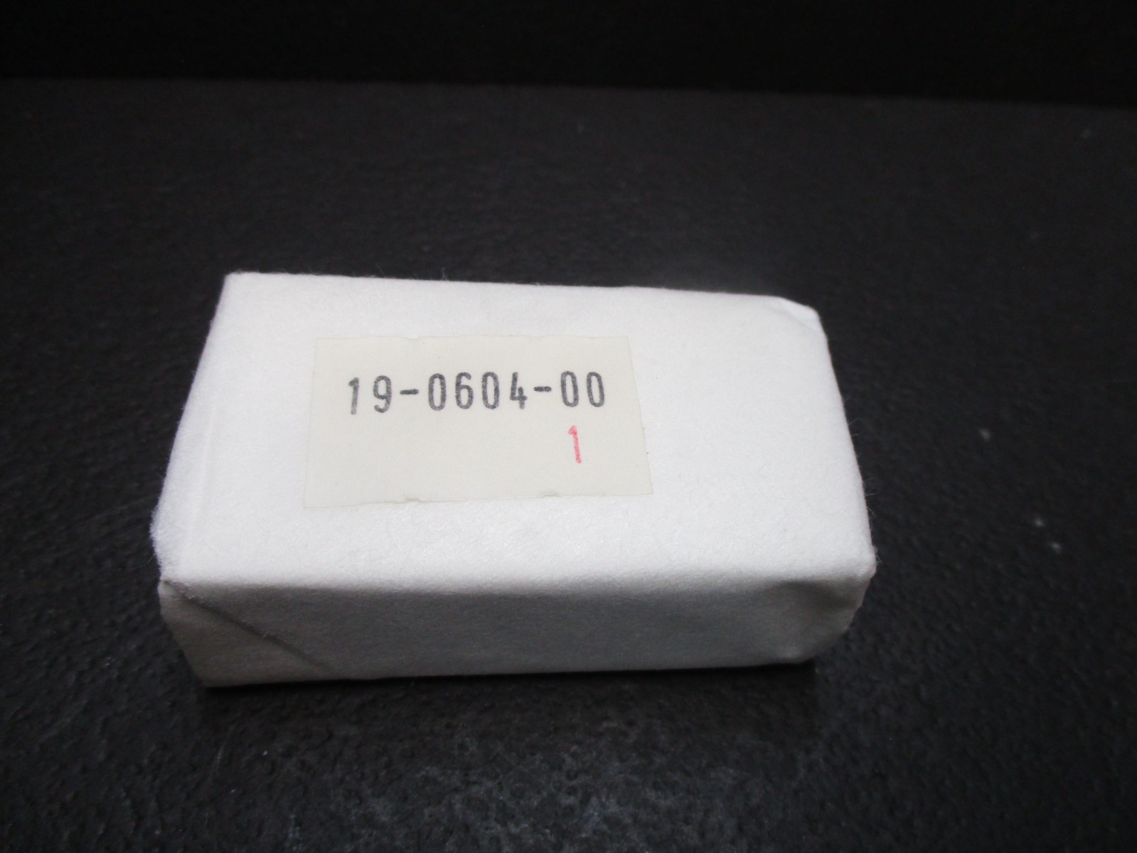 Canon F-1 / F-1n advance side top cover NEW OLD STOCK Canon part # 19-0604-00