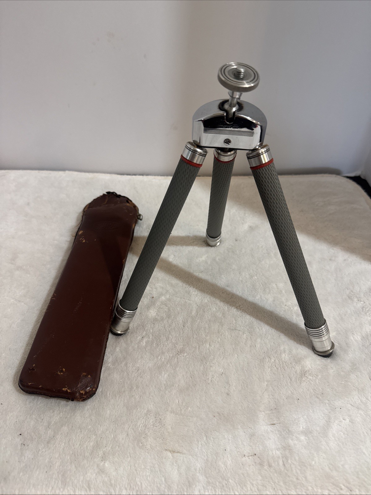 Vintage Bilora Biloret Model 2017 Telescoping Mini Tripod W/ Case Made Germany