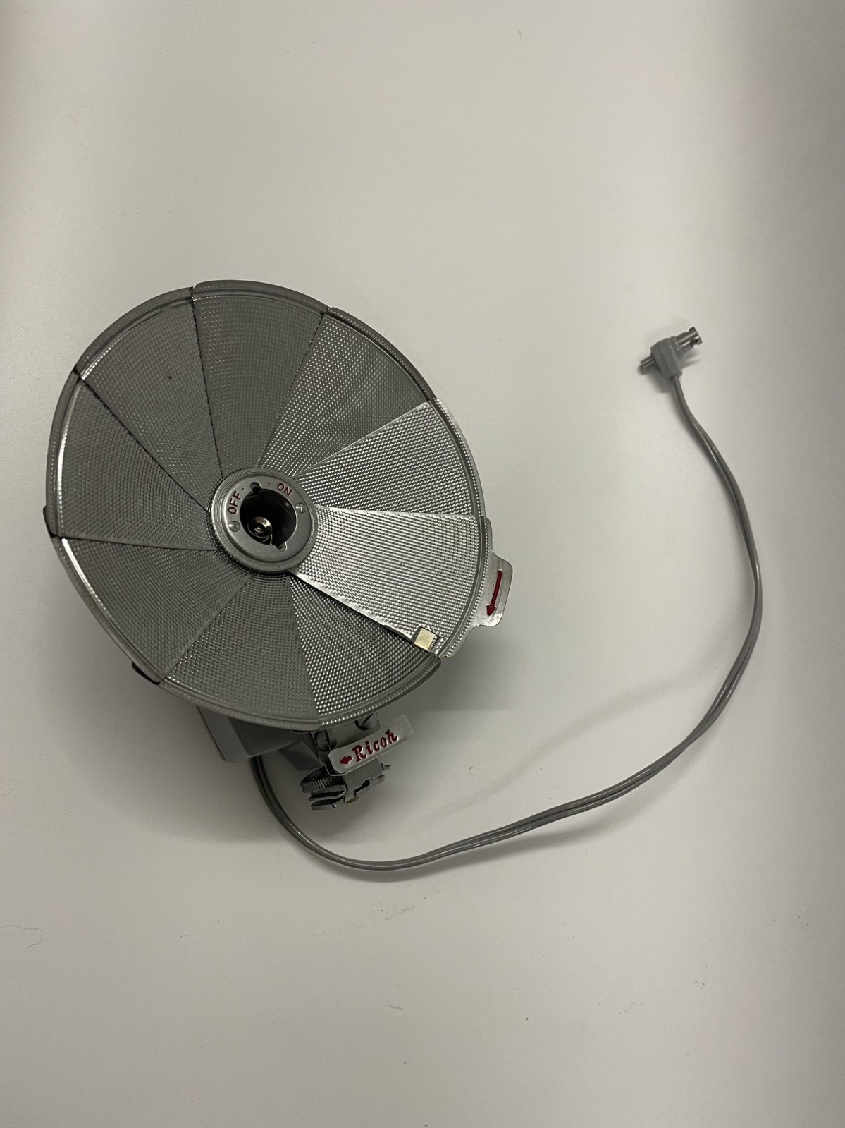 1950’s Ricoh BC-605 hot shoe flash KNOWN GOOD working