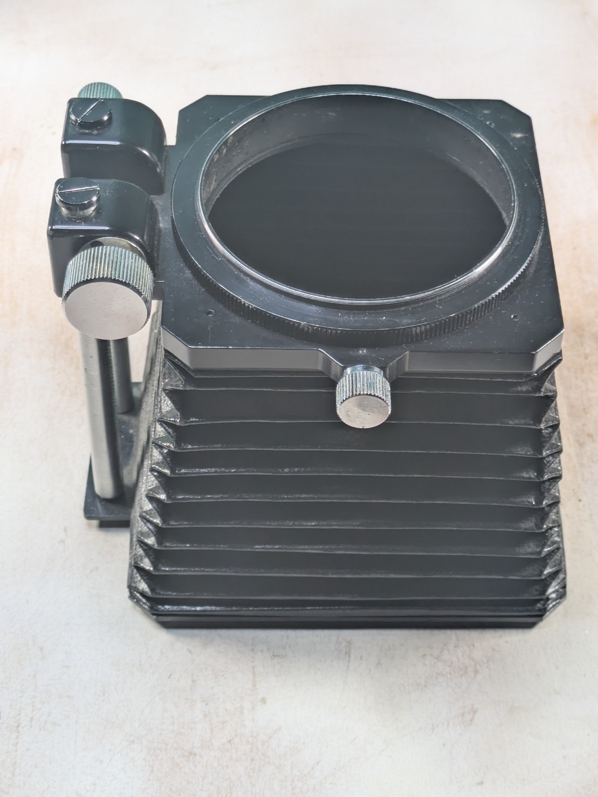 MAMIYA Japan G-2 RB/RZ Bellows Mount – Works, No Viable Light Leaks