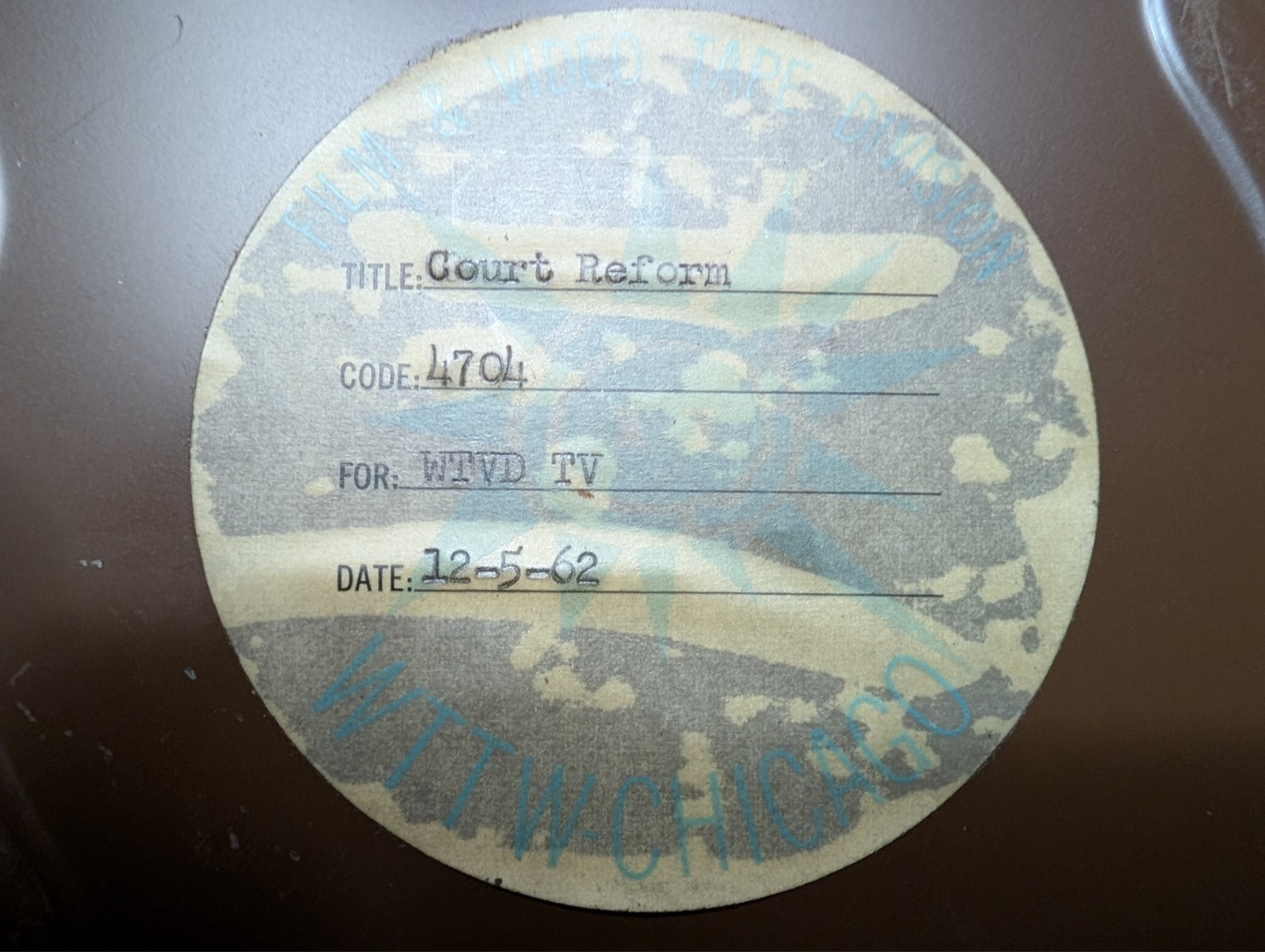 WTTW Chicago 16mm Brown Metal Film 12 1/2 Canister