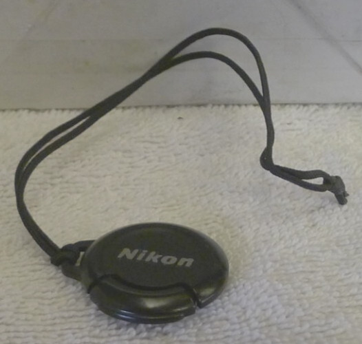 Nikon 28mm Front Pinch Lens Cap – Genuine Original – Made in Japan
