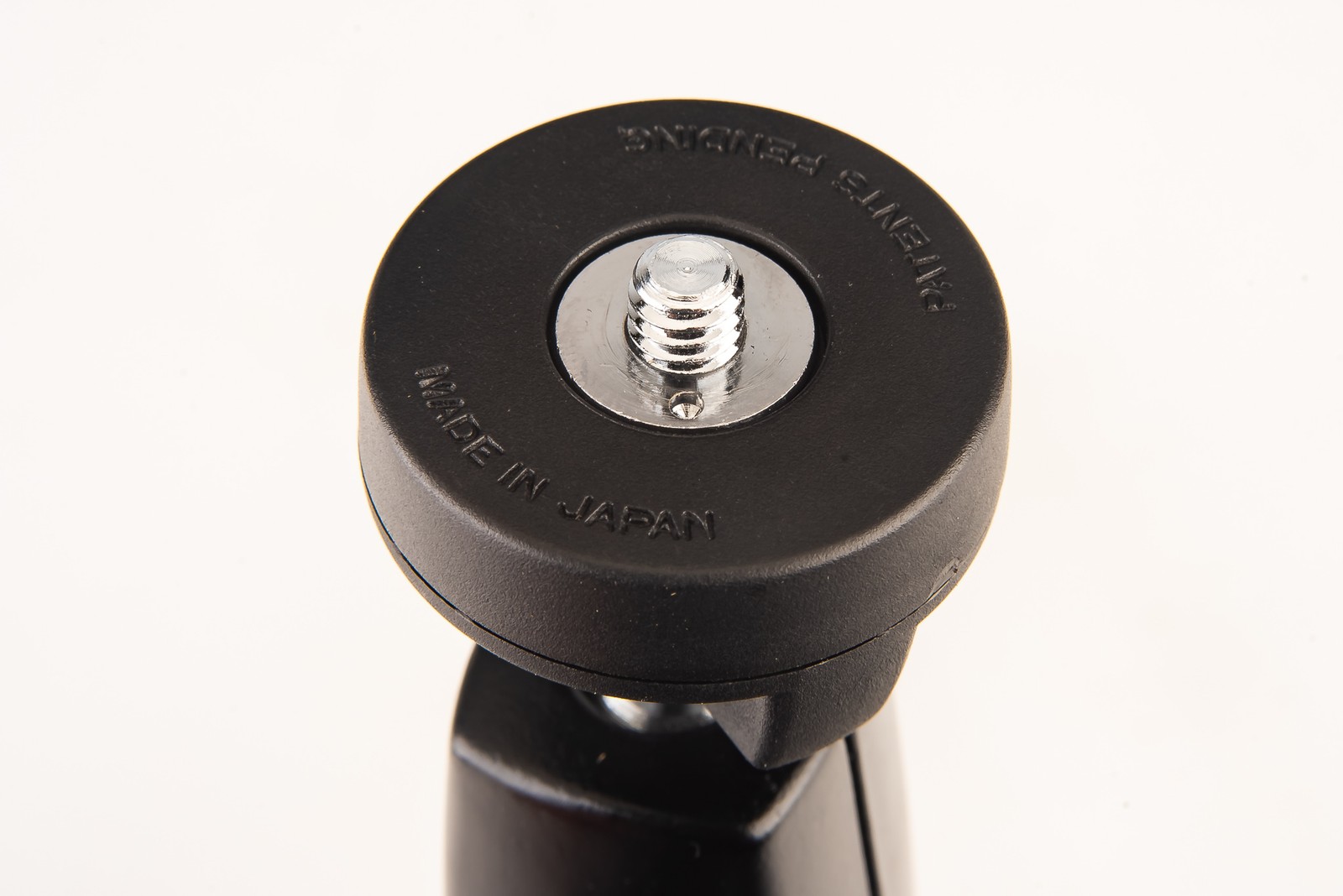 MINT Polaroid 7″ All-Aluminum Tripod & Case 1/4” Stud For GoPro SX-70 Video