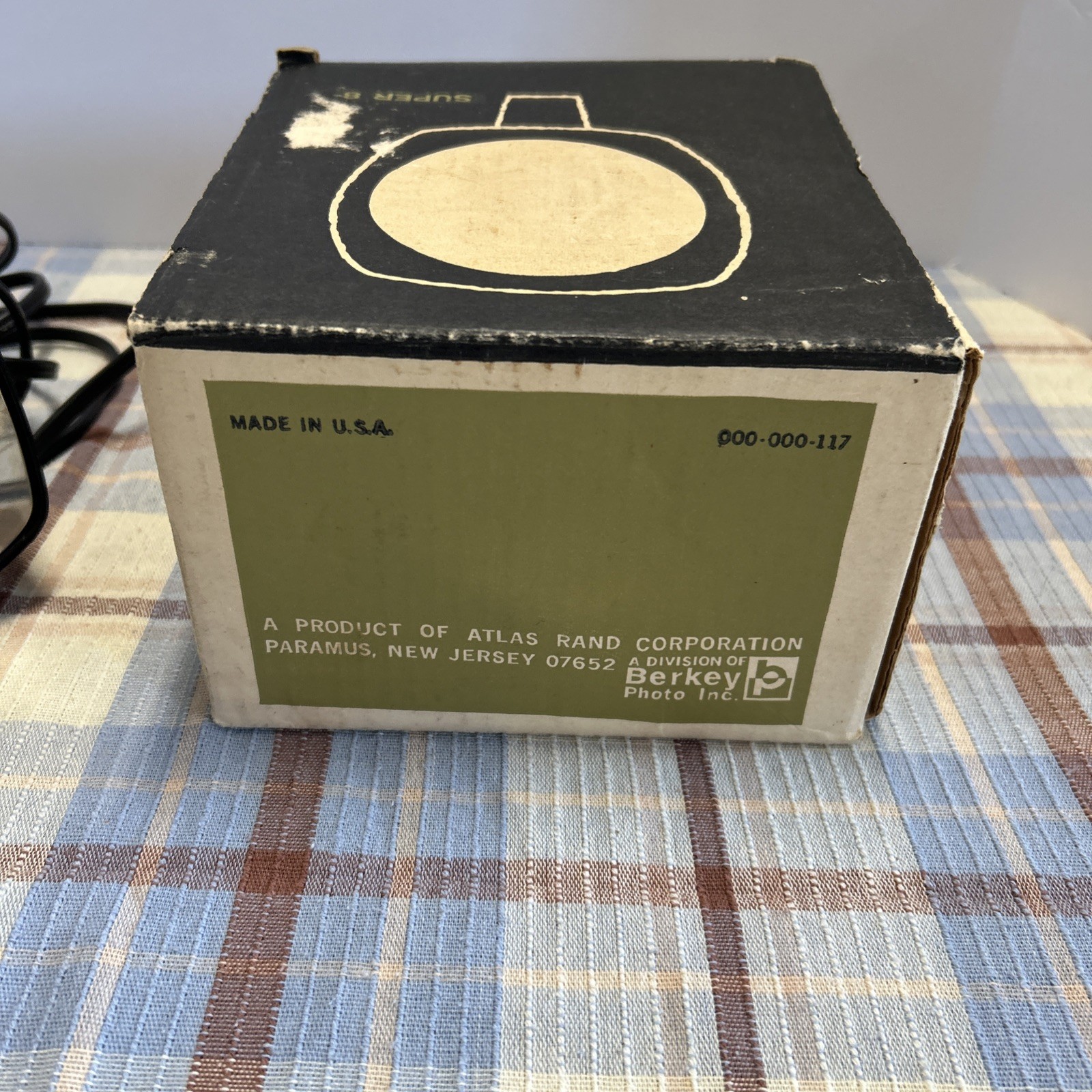 Atlas Warner Super 8 Sealed Beam Movie Light Model 855-Original Box with Film
