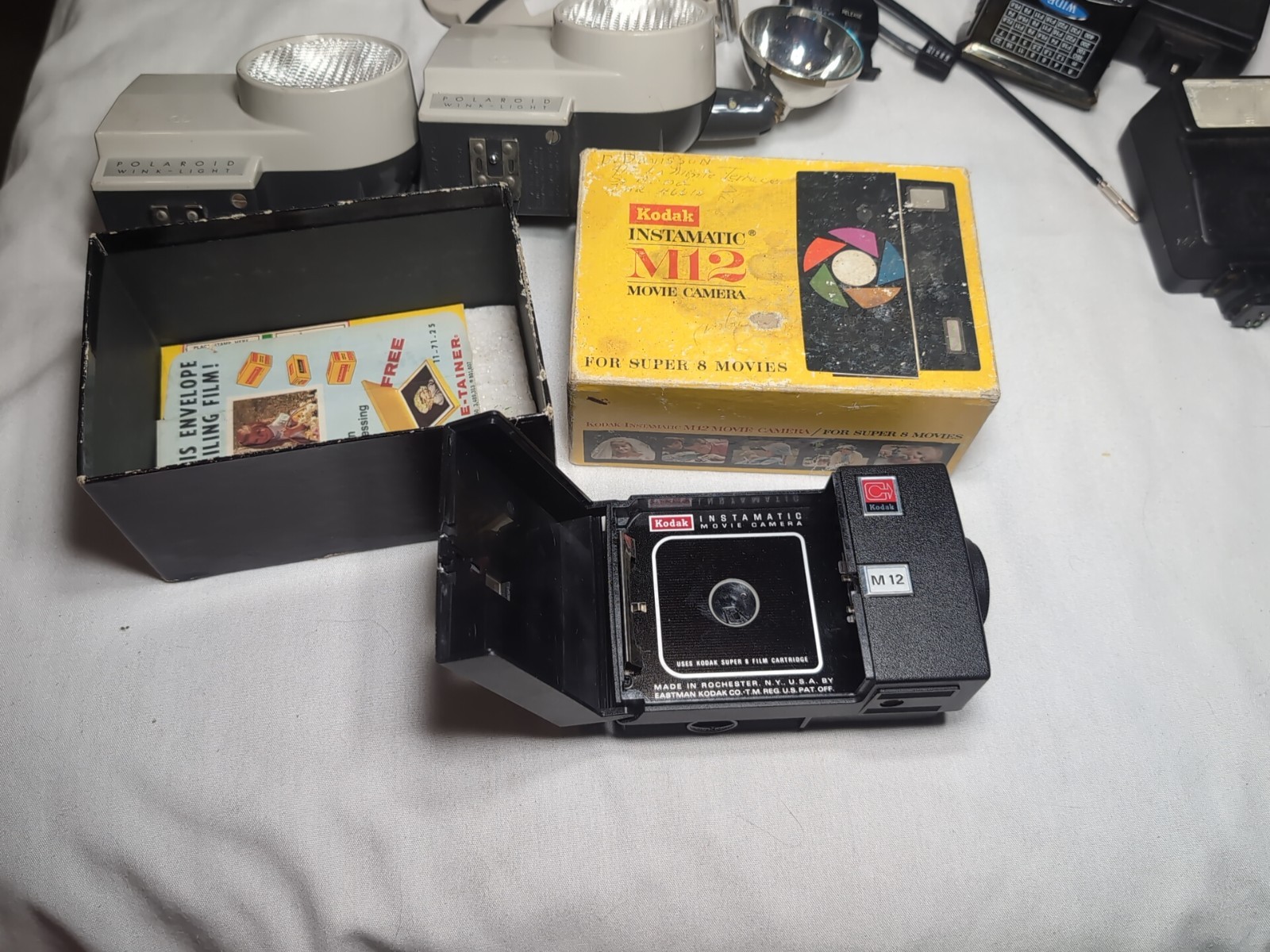 Huge Lot Vintage Camera Equipment Kodak Polaroid Cannon Flashes Cameras Lenses